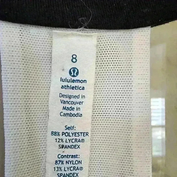 Lululemon Floral Athletic Racerback Top Size 8 Workout Loungewear Outdoors - Picture 8 of 9